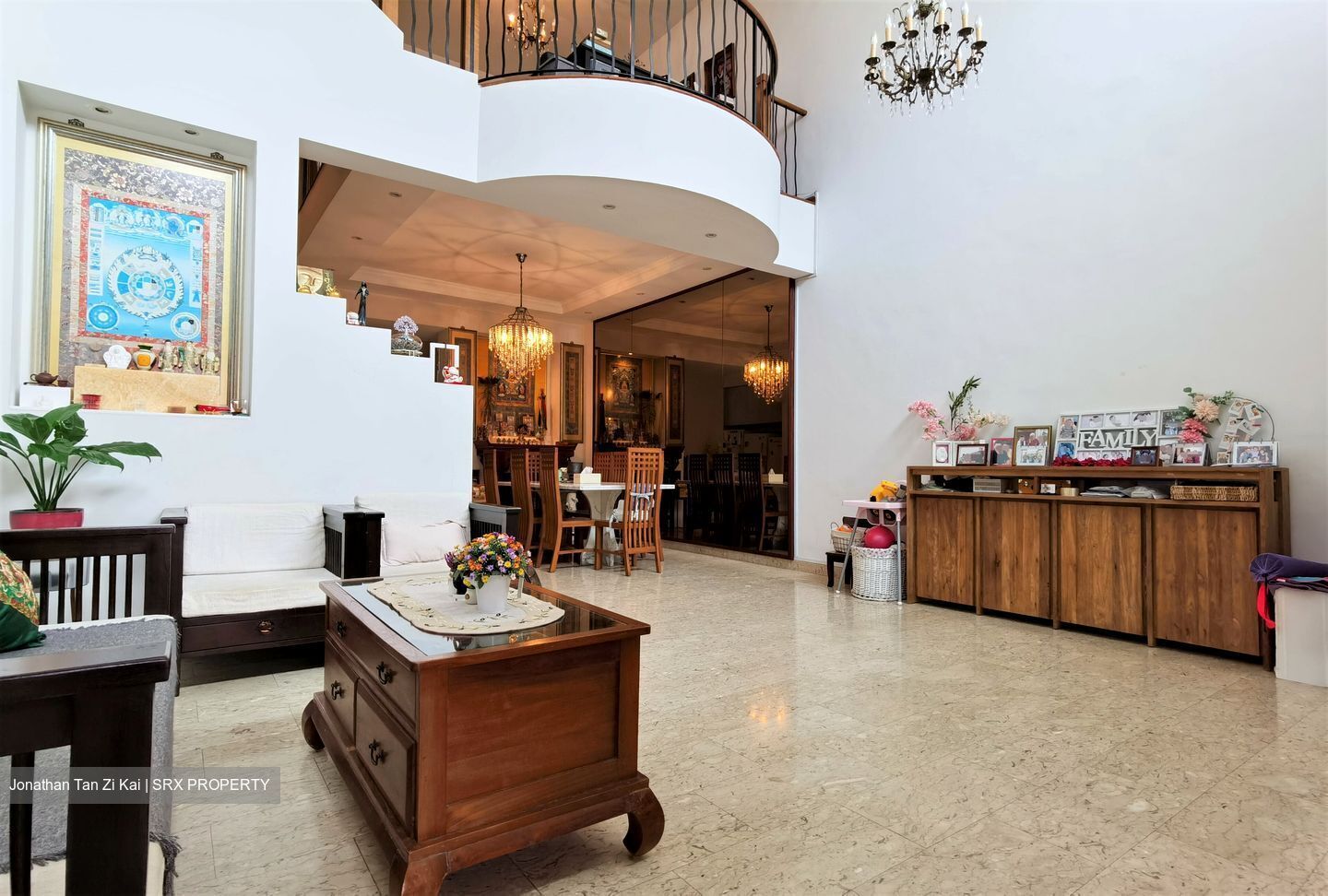 The Riverina (D18), Terrace #323752581